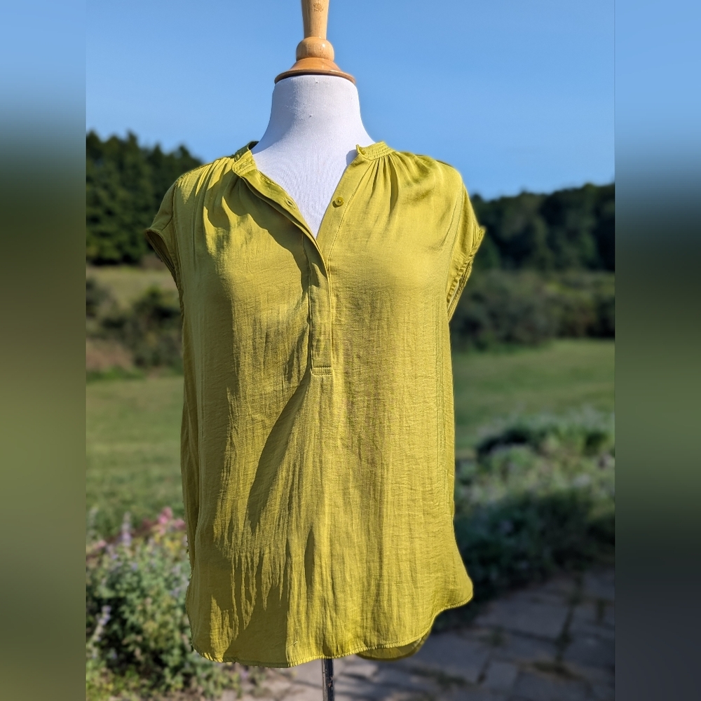 Carolina Belle Chartreuse Top - Size S